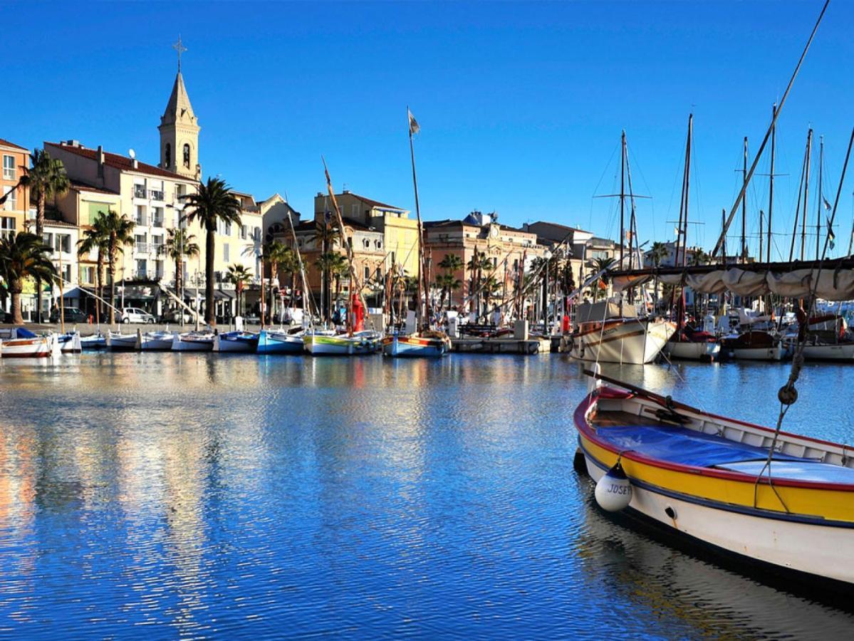 Escapade A Sanary, Au Coeur Du Village, 200M Du Port,Clim,Wifi,Parking Kültér fotó